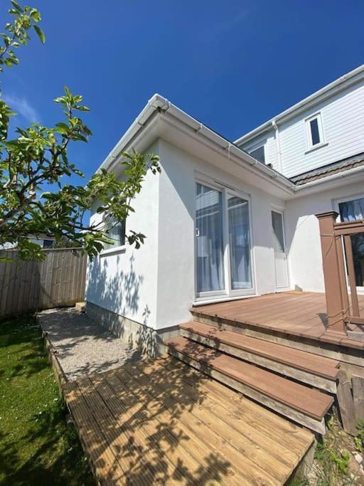 Dingley Dell - Superb Location For Truro In Private Accommodation Perranwell Eksteriør billede