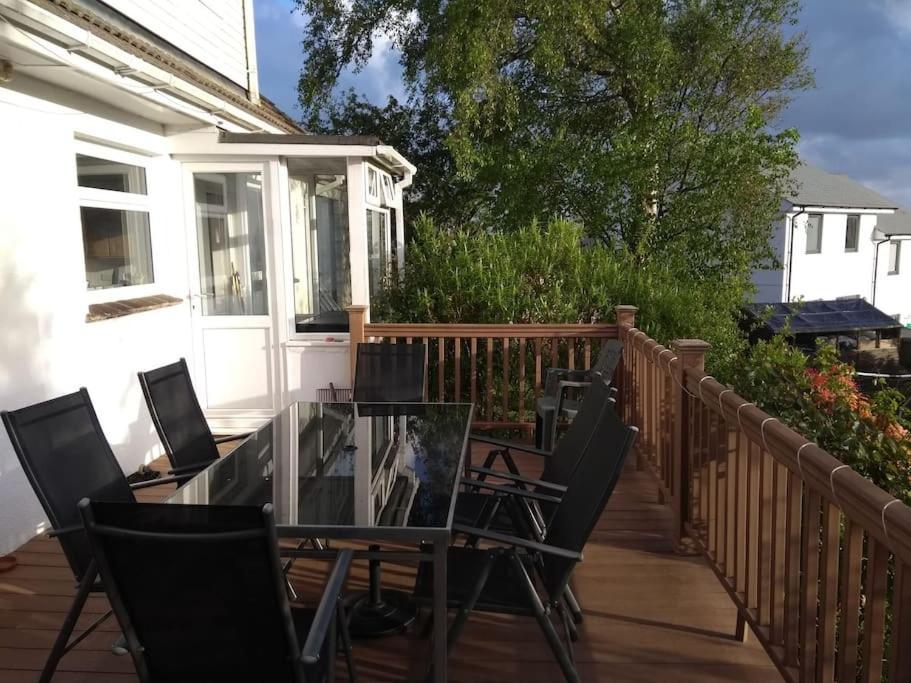 Dingley Dell - Superb Location For Truro In Private Accommodation Perranwell Eksteriør billede